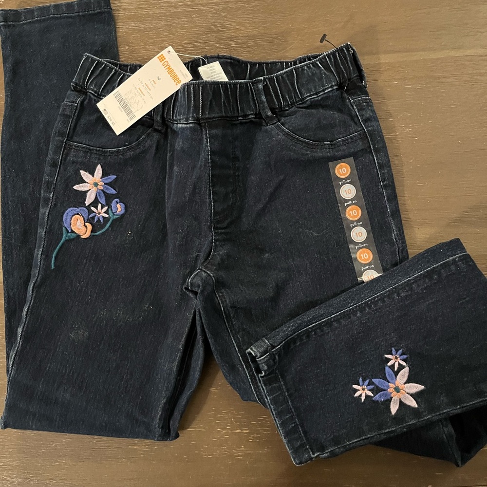 NWT Gymboree Girls Jeans with Embroidered Flowers Size 10
